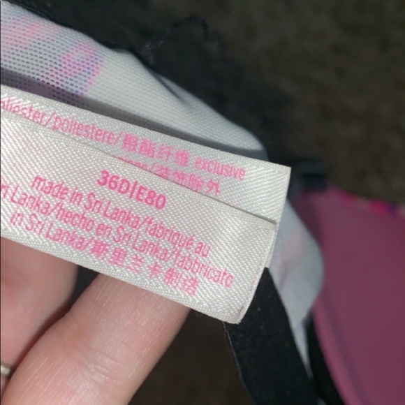 Victoria Secret Bra - Picture 3 of 3